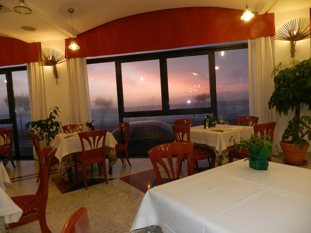 Hotel Il Mulino Capo dʼOrlando Eksteriør billede